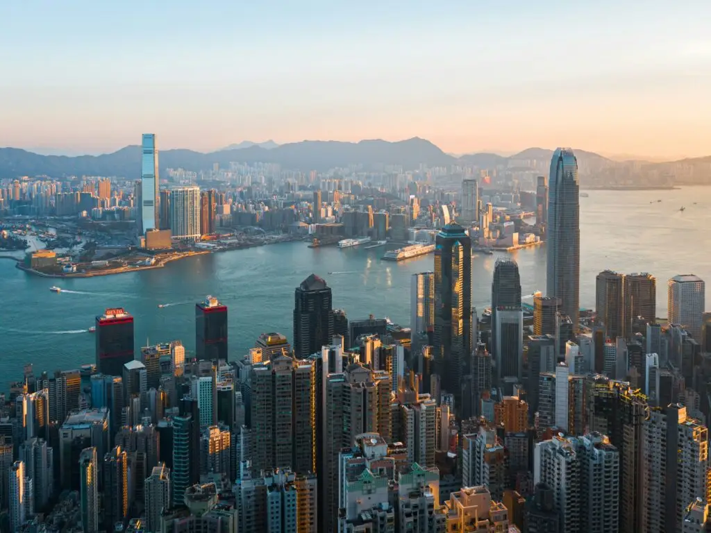 hong kong hub for art storage space
